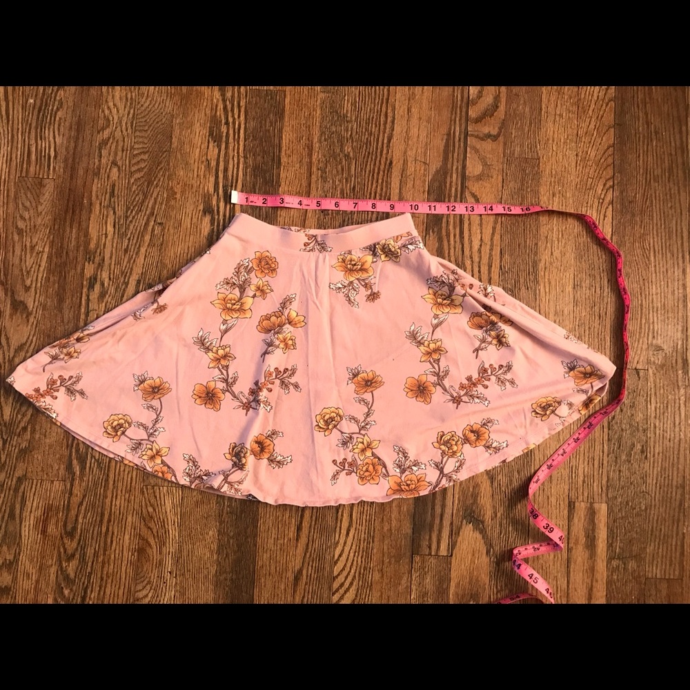 FOREVER 21 flower print skirt